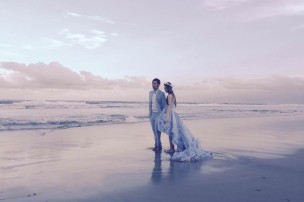 【  若要結婚，請嫁給那個能讓你笑的人..  】