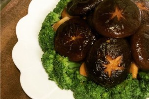 阿目的深夜聊癒食堂│第25道│煨滷菇菇